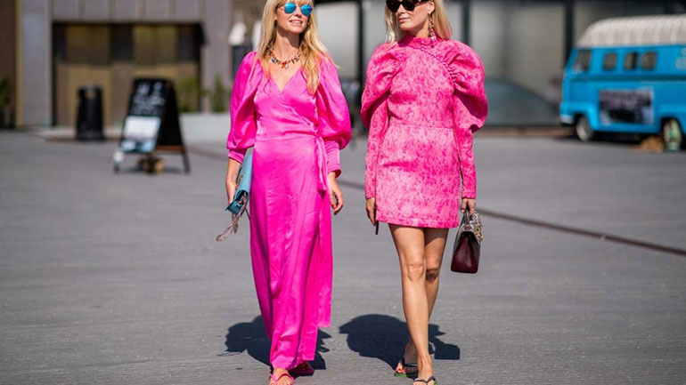 Summer pedi: Οι ωραιότερες αποχρώσεις της σεζόν στα βερνίκια νυχιών