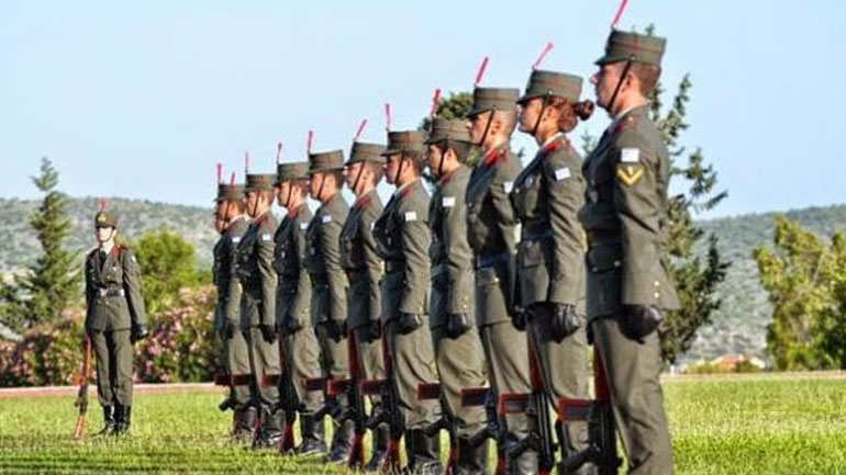 Παράταση για την υποβολή δικαιολογητικών υποψηφίων των στρατιωτικών σχολών