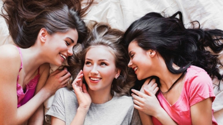 Ζώδια και φιλία: Ποιοι είναι οι καλύτεροι συνδυασμοί;