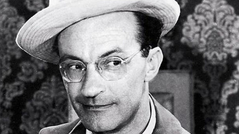 Ο ξεχωριστός κύριος Ντίνος