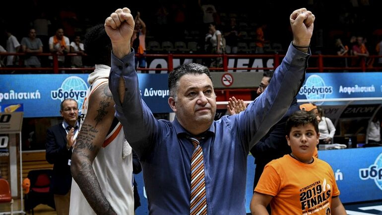 Γιατράς: «Αισθάνομαι ότι πρωταθλητές είναι οι παίκτες μου»