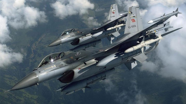 Πτήσεις τουρκικών F-16 πάνω από τρία ελληνικά νησιά