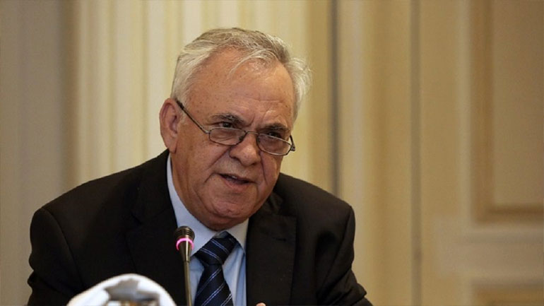 Ο Γιάννης Δραγασάκης ασκεί κριτική στον Διοικήτη της Τράπεζας της Ελλάδος Γιάννη Στουρνάρα