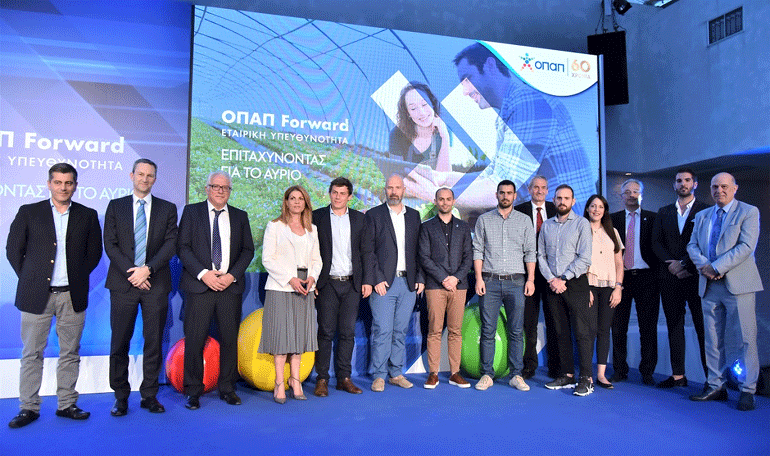  Η διοίκηση του ΟΠΑΠ με τους εκπροσώπους των 10 νέων εταιρειών του προγράμματος