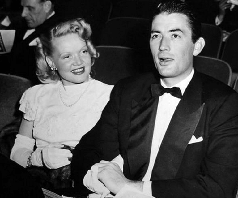 Η πρώτη σύζυγος και μητέρα των τριών παιδιών του