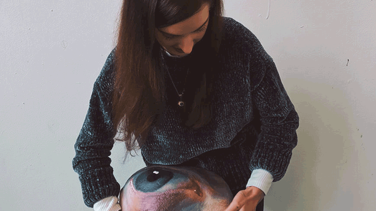 Ένα καλλιτεχνικό πρότζεκτ-κυνήγι θησαυρού με παράξενα σύμπαντα