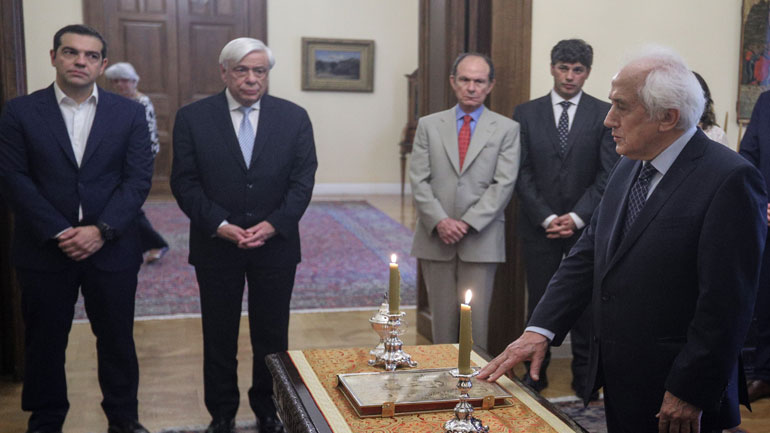 Ορκίστηκε ο νέος υπουργός Εσωτερικών Αντώνης Ρουπακιώτης