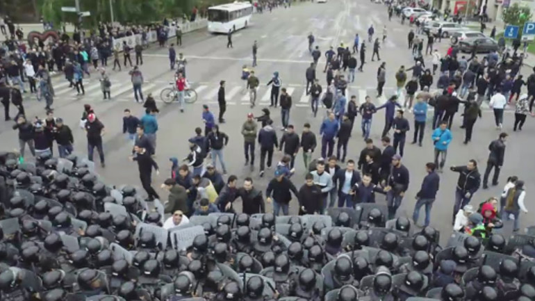 Καζακστάν: Δεκάδες συλλήψεις στις διαδηλώσεις κατά του νέου προέδρου Τοκάγεφ