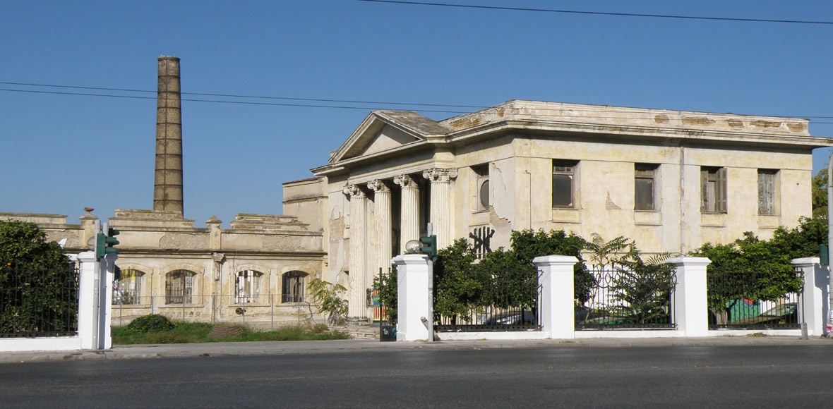 Η Ανωτάτη Σχολή Καλών Τεχνών αποκαθίσταται