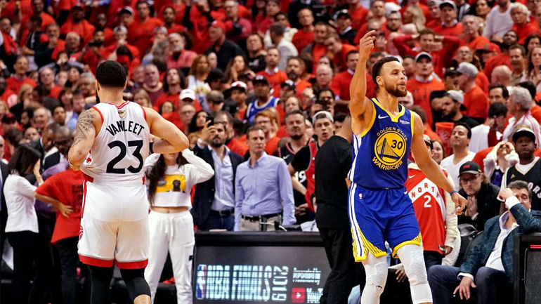 Στέψη στο Όκλαντ ή τελικός των τελικών στο Τορόντο;