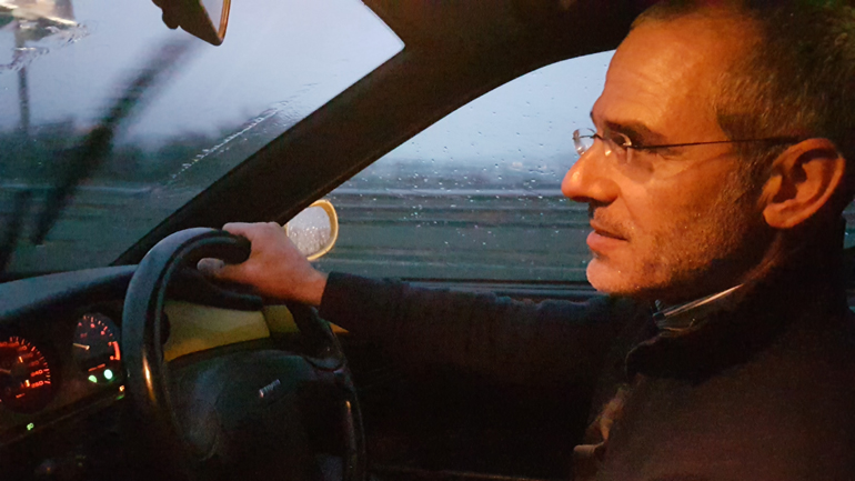 Ο Στέλιος Κυθρεώτης γνωστός στους φίλους των αγώνων Dragster και ως "ο Κύπριος" πίσω από το τιμόνι του αγαπημένου του Fiat Coupe