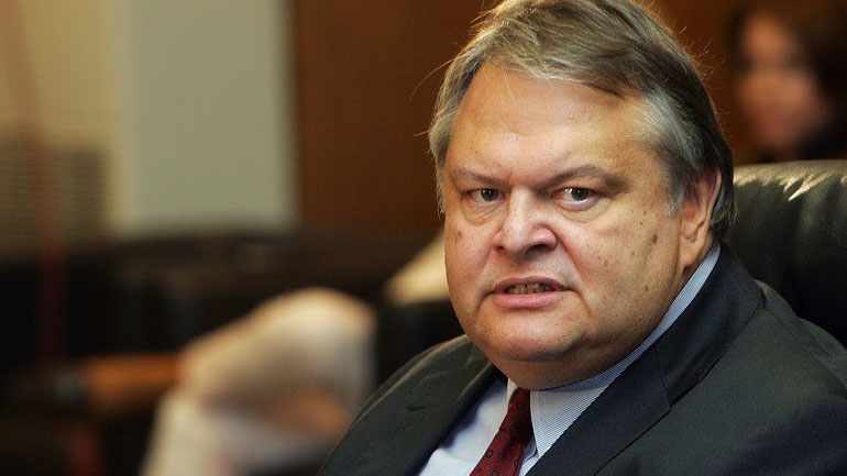 Αποκόλληση αμφιβληστροειδούς υπέστη ο Ευάγγελος Βενιζέλος – Υποβλήθηκε σε επέμβαση