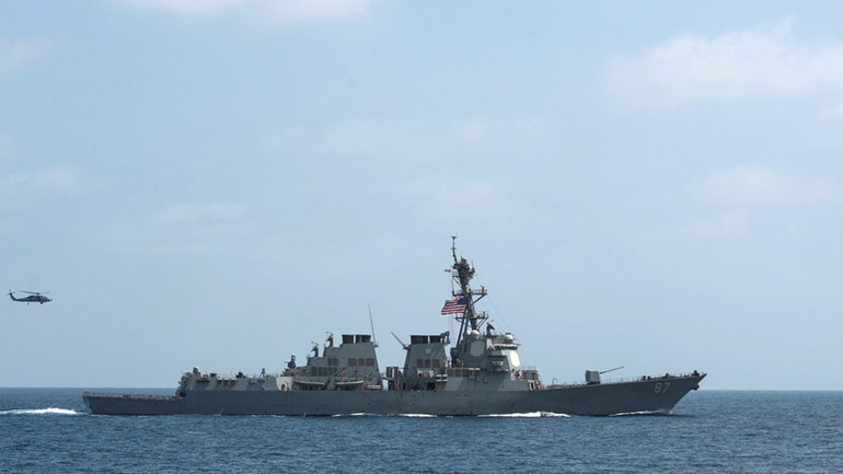 Οι ΗΠΑ στέλνουν το αντιτορπιλικό USS Mason στον Κόλπο του Ομάν