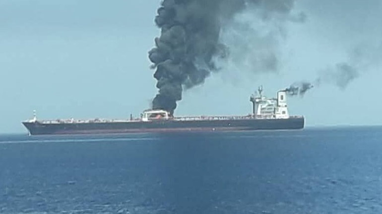 Αίγυπτος: Το Κάιρο καταδικάζει τις επιθέσεις στα δεξαμενόπλοια