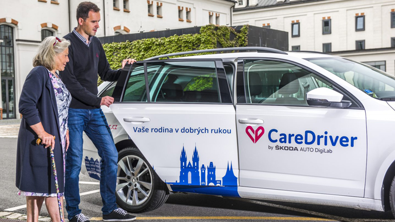 H Skoda στην υπηρεσία των ηλικιωμένων και των ατόμων με ειδικές ανάγκες