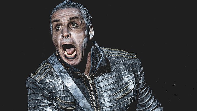 Για επίθεση κατηγορείται ο frontman των Rammstein