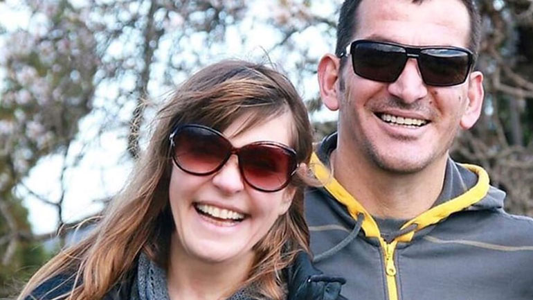 Συγκινεί ο Πύρρος Δήμας έναν χρόνο μετά τον θάνατο της γυναίκας του