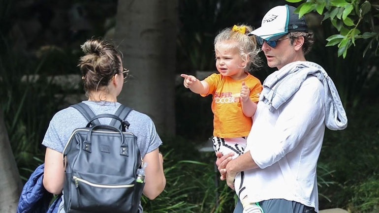 Bradley Cooper: Βόλτα με την κόρη του μετά τον χωρισμό του από την Irina Shayk!