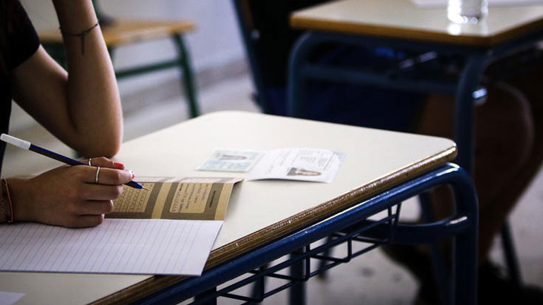 Πανελλαδικές 2019: Βατά θέματα στα Λατινικά, απαιτητικά σε Χημεία και Αρχές Οικονομικής Θεωρίας