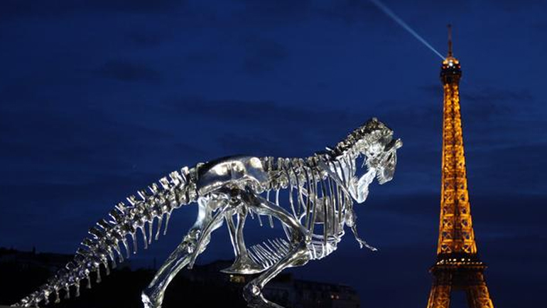 Πωλείται… δεινόσαυρος