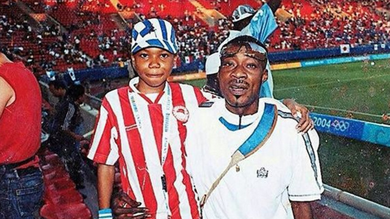 Ο Αντετοκούνμπο με αφορμή τη γιορτή του πατέρα: «Mπαμπά μου λείπεις»