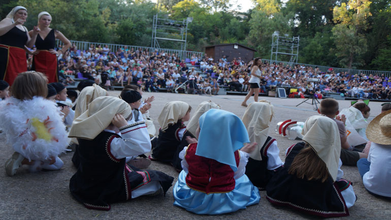 3ο Φεστιβάλ Παραμυθιού στο Χαλάνδρι:  “Αναζητώντας τις ρίζες μας”