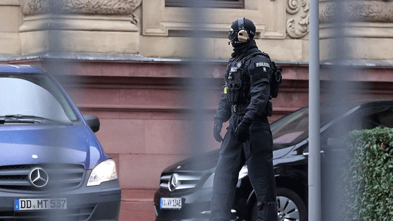 Γερμανία: «Βίαιος εξτρεμιστής» ο ύποπτος για τη δολοφονία του χριστιανοδημοκράτη πολιτικού στο Κάσελ