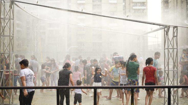 Ινδία: Στους 78 οι νεκροί από τον καύσωνα
