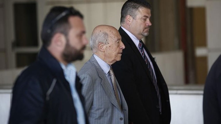 Στο αρχείο η υπόθεση των εξοπλιστικών με τις καταγγελίες Ζοσεράν που ενέπλεκαν τον Κ. Σημίτη