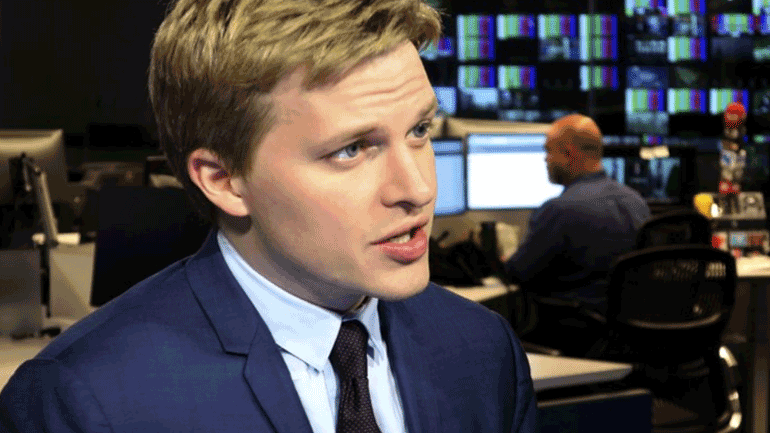 Ρόναν Φάροου: «Βλέπω ανθρώπους που είπαν ψέματα για να προστατεύσουν την εξουσία»