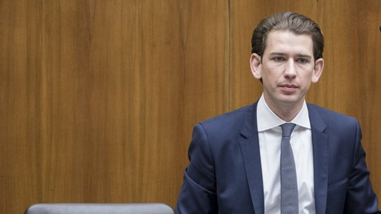 Αυστρία: Αποστάσεις από τον προκάτοχό της Κουρτς κρατά η υπηρεσιακή καγκελάριος Μπίρλαϊν