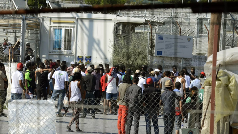 Η βασανιστική αναμονή των προσφύγων στη Μόρια