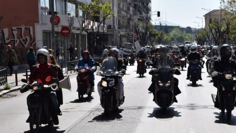 Συνεχίζουν τις κινητοποιήσεις τους οι διανομείς στη Θεσσαλονίκη