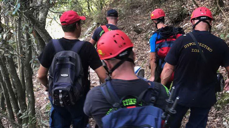 Η… ανεξάντλητη ευρηματικότητα πυροσβεστών έσωσε έξι εγκλωβισμένους!