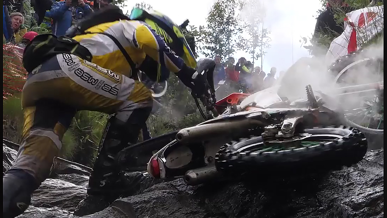 Αυτό τον “τοίχο” ποιος θα τον περάσει;