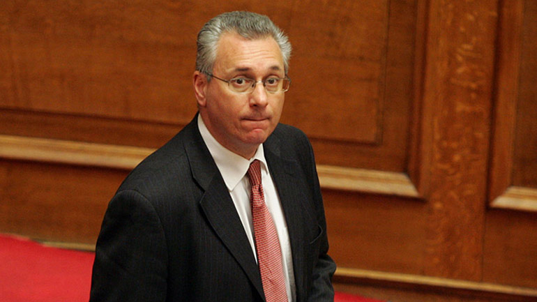 Mαύρο στον Μαρκόπουλο