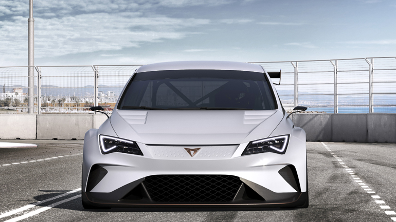 Επιδόσεις καλύτερες από… Ferrari έχει το CUPRA e-Racer