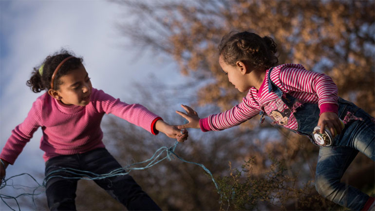Μηνύματα του υφ. Μεταναστευτικής Πολιτικής και της ειδικής γρ. Επικοινωνιακής Διαχείρισης Κρίσεων για την Παγκόσμια Ημέρα Προσφύγων