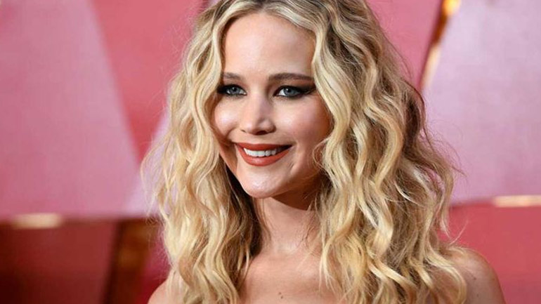 Tips για να πετύχετε τα τέλεια κυματιστά μαλλιά για all day summer εμφανίσεις!