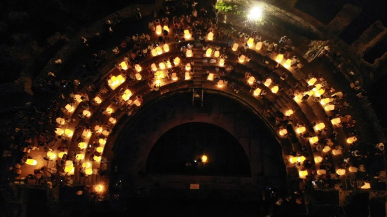 Θεσσαλονίκη: Η αλληλεγγύη «φώτισε» το Ωδείο της Ρωμαϊκής Αγοράς