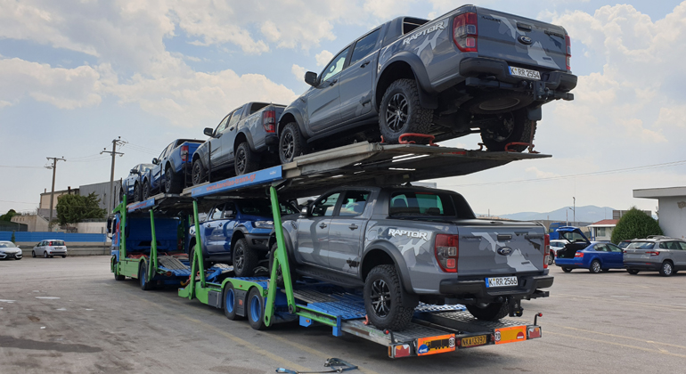 Έτοιμα για να μεταφερθούν στο Μαρούσι όπου τις επόμενες ημέρες θα διεξαχθεί δημοσιογραφική εκδήλωση...