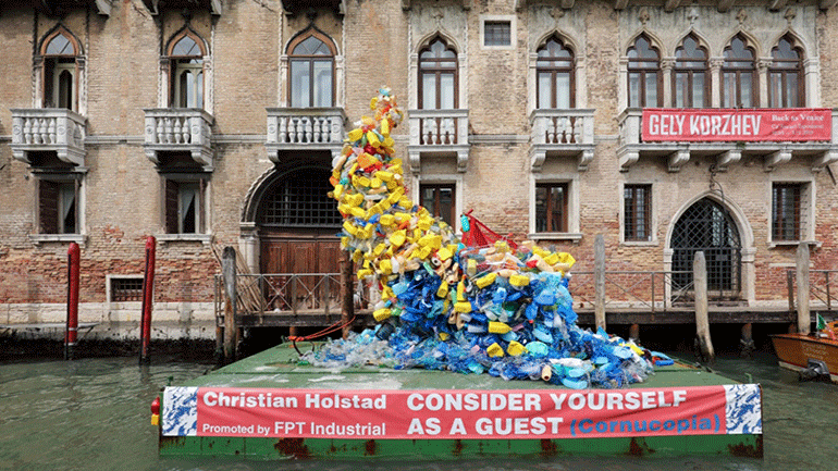 «Θεωρείστε τον εαυτό σας καλεσμένο (το Κέρας της Αμάλθιας)» από τον Κρίστιαν Χόλσταντ