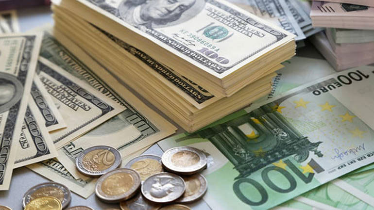 Ενισχύεται το ευρώ έναντι του δολαρίου