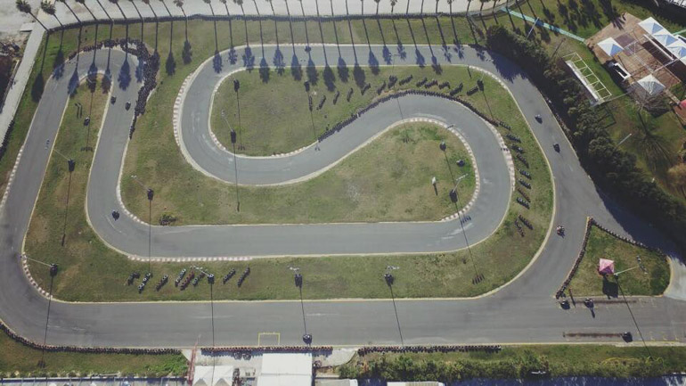 Η (πρώην) πίστα καρτ του Αγίου Κοσμά...