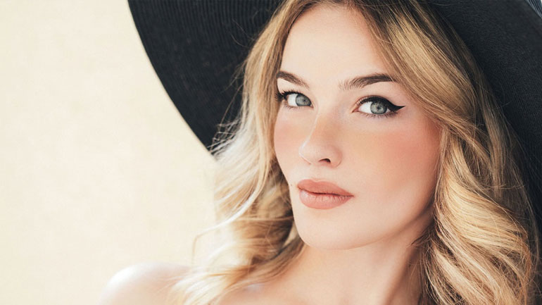 Το sun stripping είναι το μεγαλύτερο make up trend του καλοκαιριού!