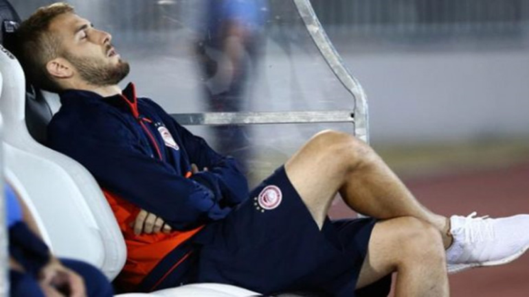 ΑΠΙΣΤΕΥΤΟ: Ο Φορτούνης έμεινε στον Ολυμπιακό (παρωδία)