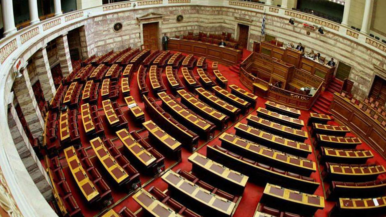 Στη Βουλή το ντιμπέιτ των αρχηγών