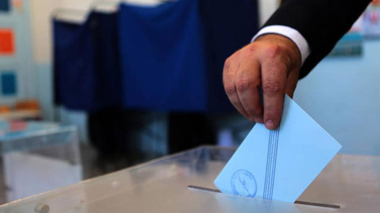 Στην αρένα Α’ Πειραιά…