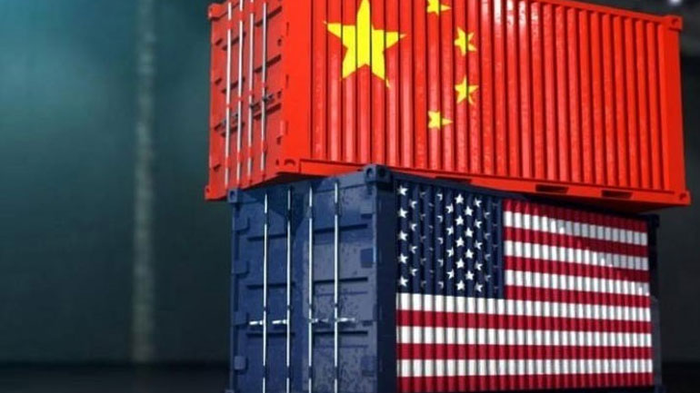Κίνα: Οι δασμοί απειλούν την παγκόσμια οικονομία