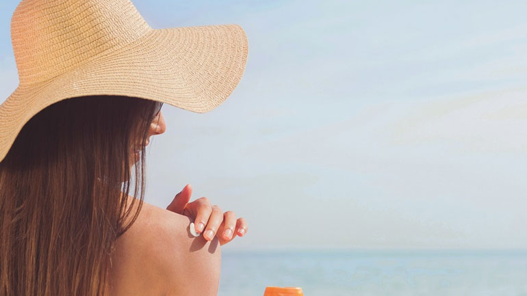 Πέντε συμβουλές για να βρεις το κατάλληλο αντηλιακό